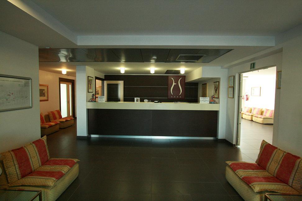 Hotel Sporting Pomezia Exterior foto